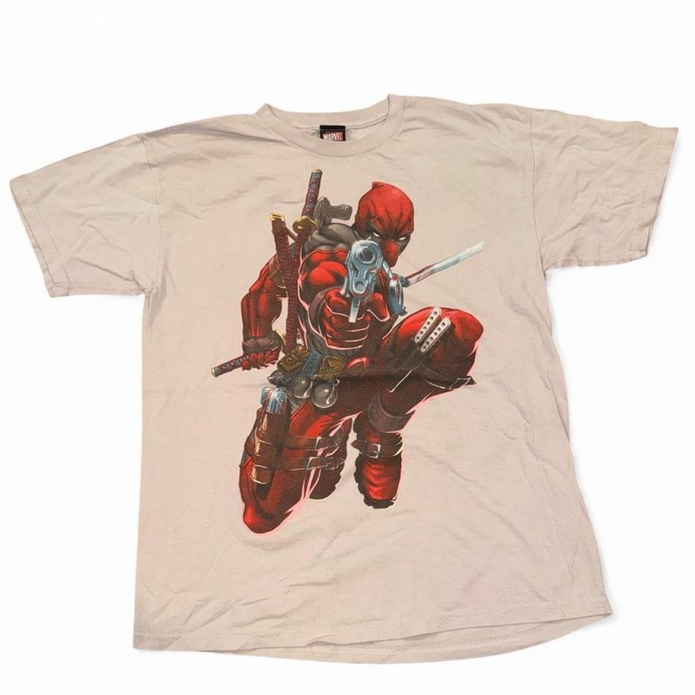 Deadpool Marvel graphic tee size large